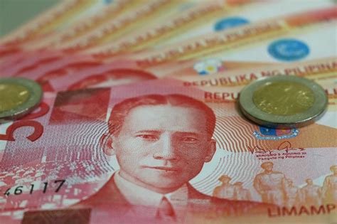 sm dollar exchange rate
